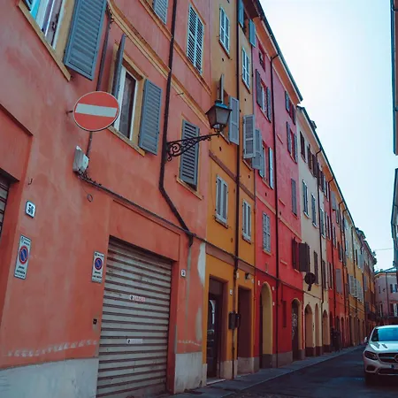 Nyaraló 2d - 32 Modena